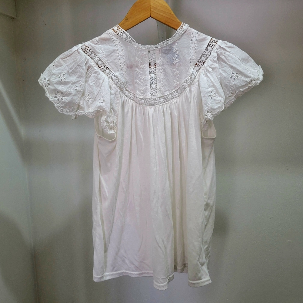 Women's RAIN White Lace Flutter Sleeve High-Neck Top - Size M